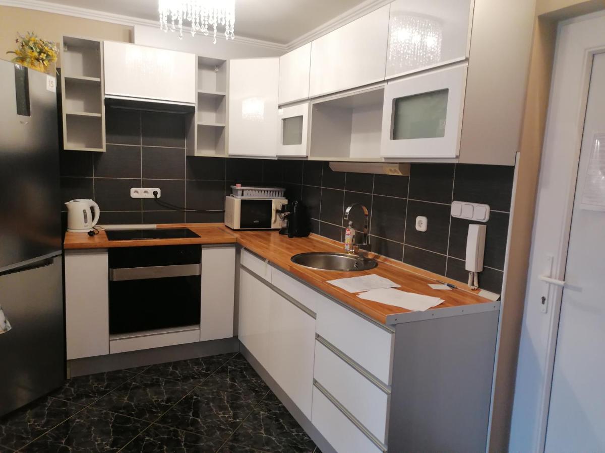 Bettina47 Apartman Hajduszoboszlo Ngoại thất bức ảnh