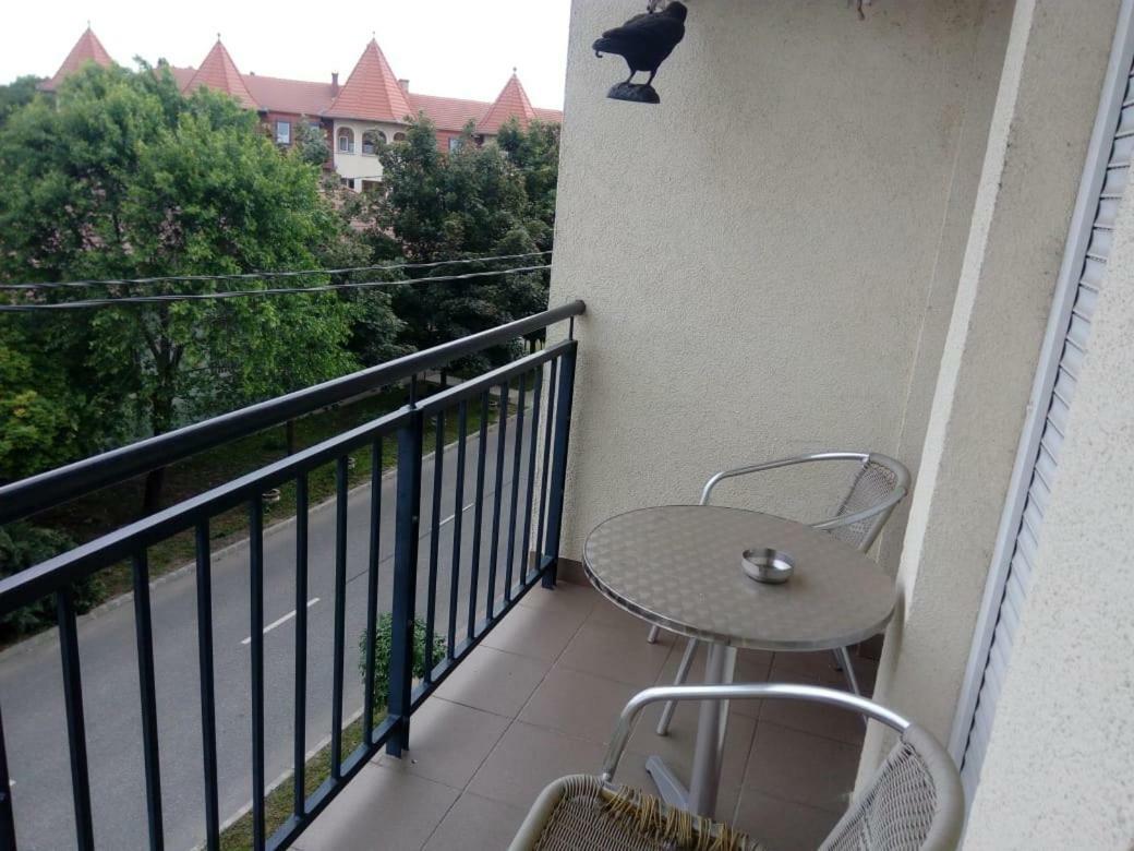 Bettina47 Apartman Hajduszoboszlo Ngoại thất bức ảnh