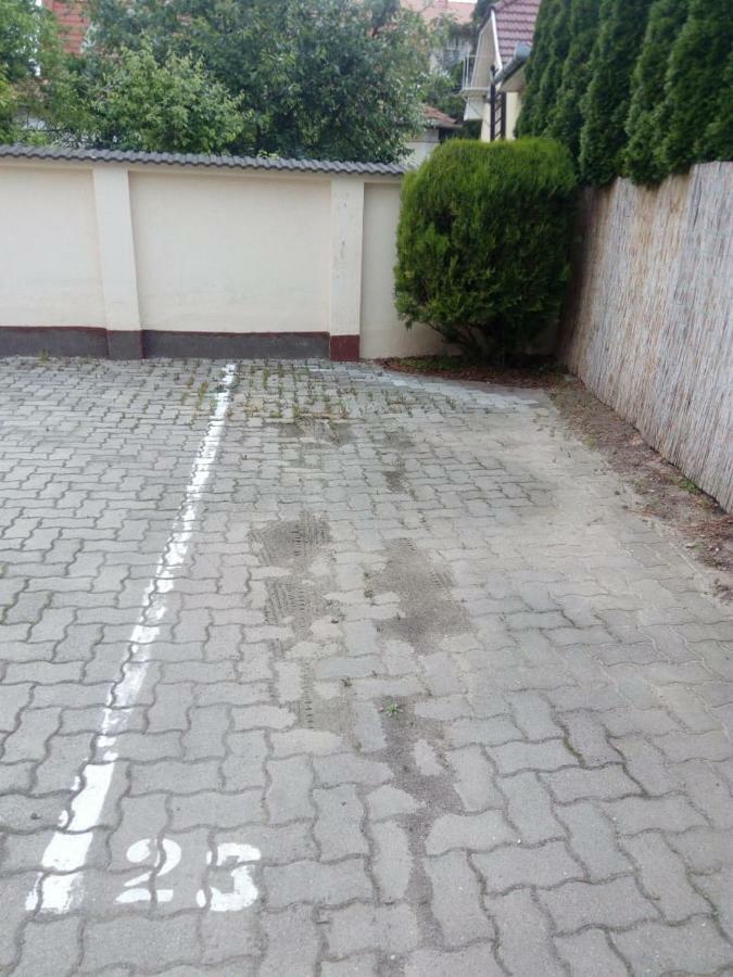 Bettina47 Apartman Hajduszoboszlo Ngoại thất bức ảnh